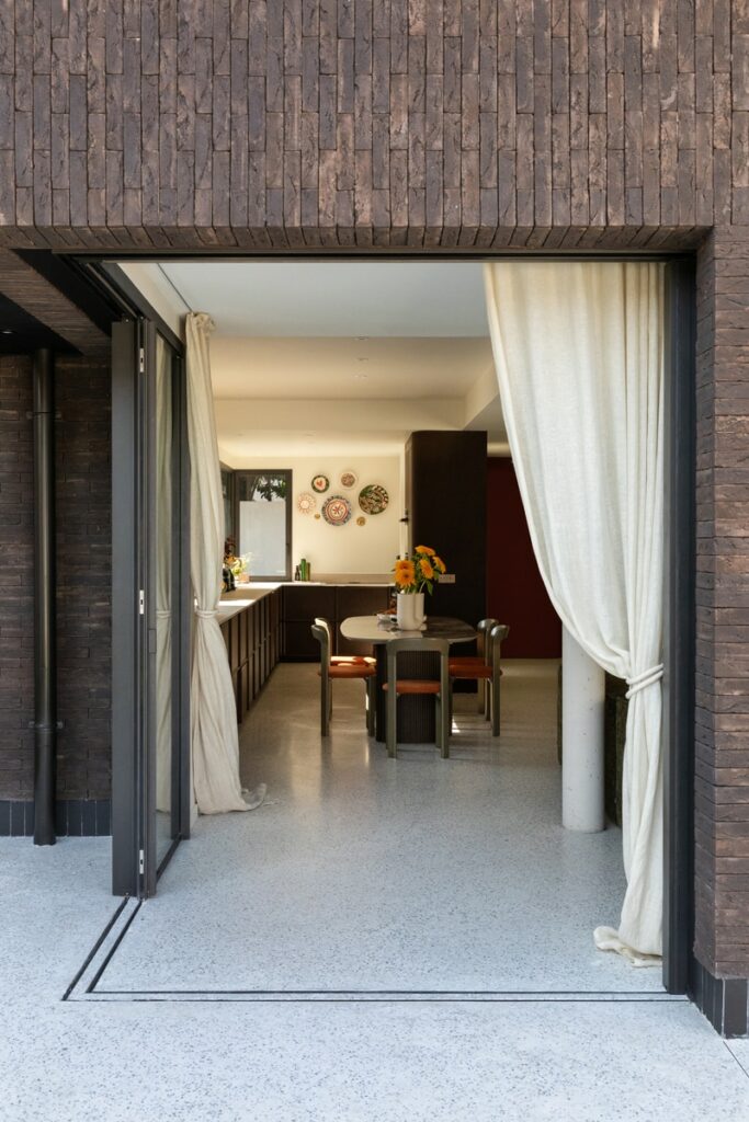 HI13 MAISON COU - construction d'une maison individuelle - photo BCDF studio